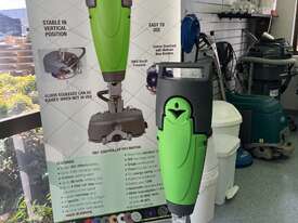 MIRA 40 BATTERY SCRUBBER/DRYER - picture0' - Click to enlarge