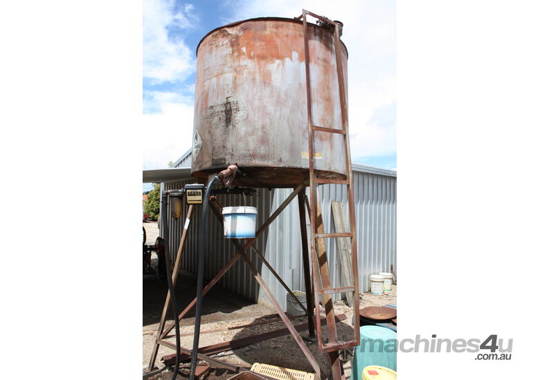 Used Not Specified Unknown Fuel Tank Overhead Fuel Tanks in , - Listed