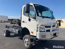 2018 Hino 300 817 - picture0' - Click to enlarge