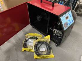 Laser Welder 1.5kW with Warranty - picture1' - Click to enlarge