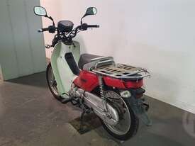 Honda Supercub - picture2' - Click to enlarge