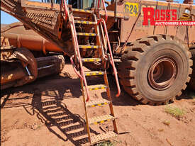 2001 CATERPILLAR GRADER 24H - picture2' - Click to enlarge