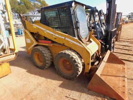 2010 CATERPILLAR 242B SKID STEER BOB CAT - picture2' - Click to enlarge