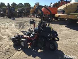 2012 Toro Greensmaster 3300 TriFlex Ride On Reel - picture2' - Click to enlarge