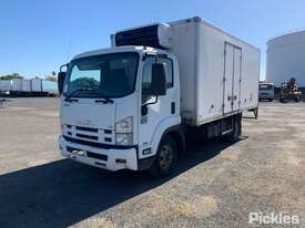 2013 Isuzu FRR500 Refrigerated Pantech - picture0' - Click to enlarge