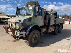 2000 Mercedes Benz Unimog UL2450L Wrecker - picture1' - Click to enlarge