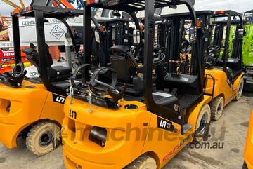 UN Forklift 3.5T Gas / Petrol: Duplex Mast with 1070mm Tynes