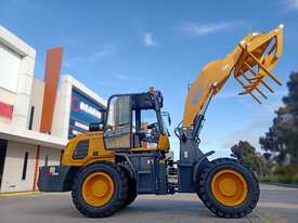 EBU Wheel Loader 115HP: inc 4 FREE Attachments! - picture0' - Click to enlarge