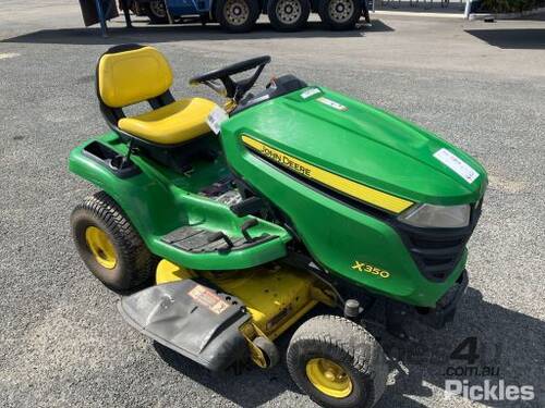 2019 John Deere X350 Ride On Mower