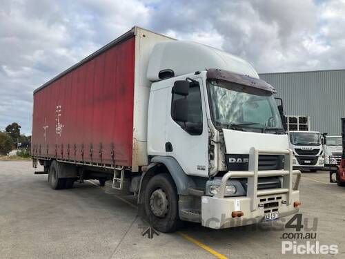 2011 DAF LF 55 280 Curtainsider Sleeper Cab