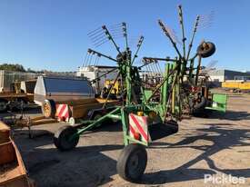 STOLL Rotary Hay Rake - picture1' - Click to enlarge