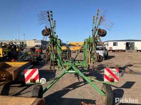 STOLL Rotary Hay Rake - picture2' - Click to enlarge