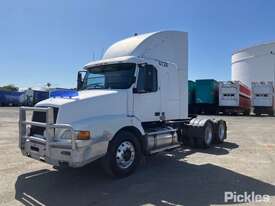 2000 Volvo NH12 Prime Mover - picture1' - Click to enlarge