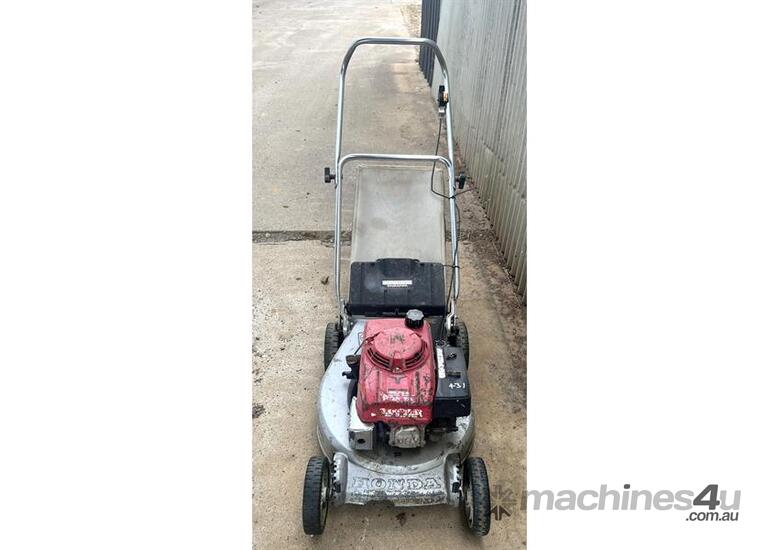 Used HONDA PUSH MOWER WITH CATCHER HONDA PUSH MOWER WITH CATCHER Walk