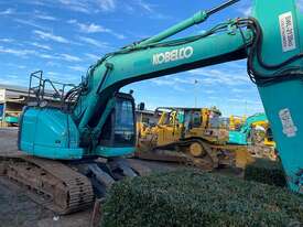 2017 KOBELCO SK235 HYDRAULIC EXCAVATOR - picture2' - Click to enlarge