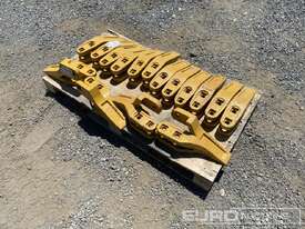 Unused Excavator Bucket Teeth - picture1' - Click to enlarge