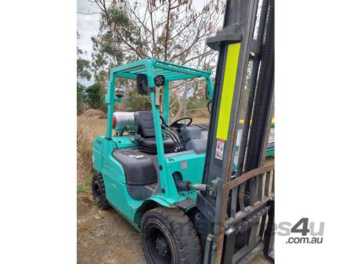 Mitsubishi 3T LPG Forklift - FG30N