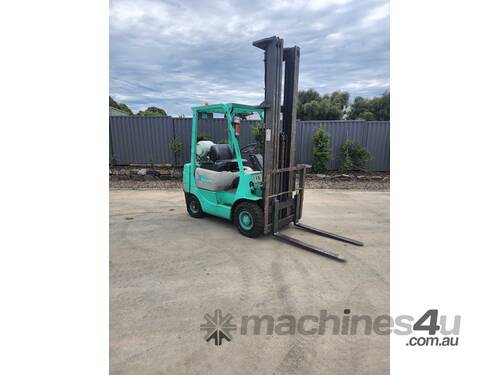 Mitsubishi 1.8T Forklift 6m lift height 