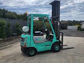 Mitsubishi 1.8T Forklift 6m lift height  - picture1' - Click to enlarge