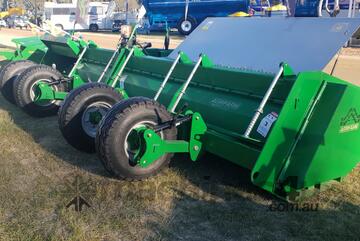 Agrifarm ACM 800 (8m) with Hydraulic Rear Wheel Kit 