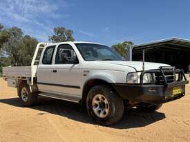 2004 FORD COURIER EXTRA CAB  - picture1' - Click to enlarge