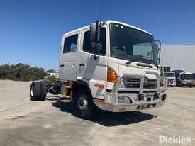 2008 Hino FD 1024 Cab Chassis - picture0' - Click to enlarge