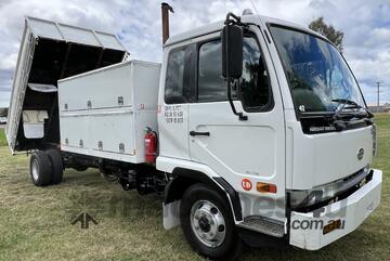 UD MKB210 4x2 Tipper/Service Body Truck. Ex Council.