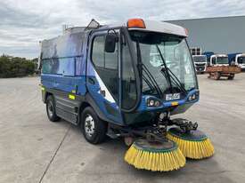 2013 MacDonald Johnston CX-400 Street Sweeper - picture0' - Click to enlarge
