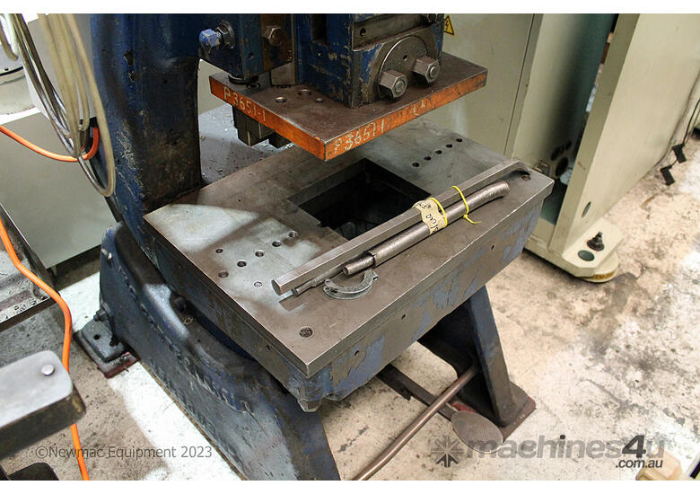 Goetz 22C Inclinable C Frame Power Press