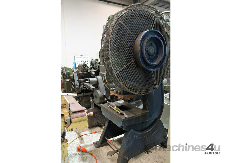 Goetz 22C Inclinable C Frame Power Press