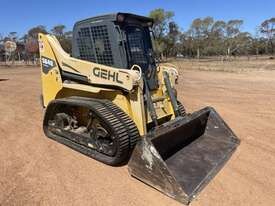 Gehl 5640 Skid Steer (Rubber Tracked) - picture0' - Click to enlarge