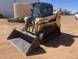 Gehl 5640 Skid Steer (Rubber Tracked) - picture1' - Click to enlarge