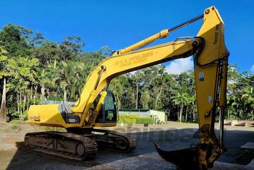 PIVOTAL ALLIANCE - 8342hrs - 2010 Sumitomo SH240-3 24T Tracked Excavator