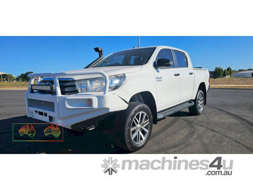 caption (7265) 2017 Toyota Hilux SR (Ex Mine Ute) (Harristown, QLD)