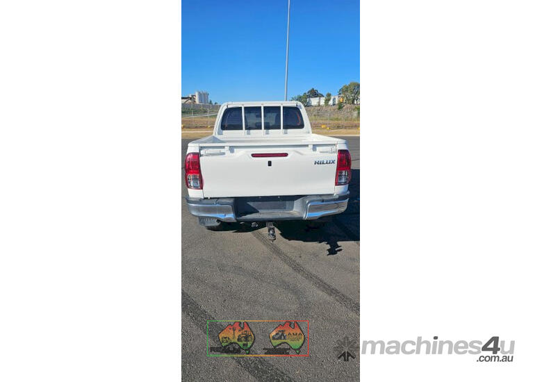 caption (7265) 2017 Toyota Hilux SR (Ex Mine Ute) (Harristown, QLD)