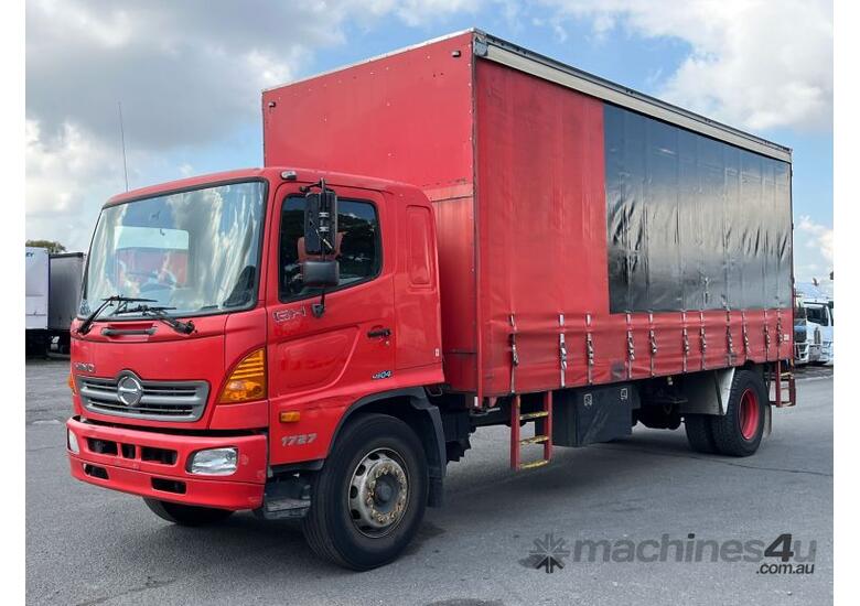 Buy Used 2008 Hino 2008 Hino 500 1727 GH Curtain Sider Tipper Trucks in ...