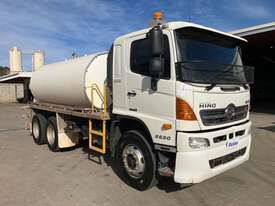 2014 Hino FM 500 2630 Water Tanker - picture0' - Click to enlarge