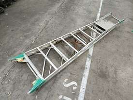 Large Platform Ladder - picture1' - Click to enlarge