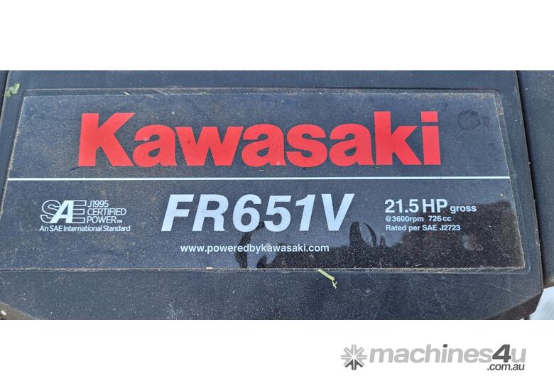 caption Bobcat ZTR 2000 Ride on mower - 21.5 hp Kawasaki