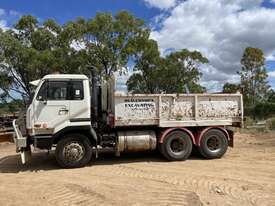 1999 Nissan UD CWB455 Tipper - picture2' - Click to enlarge