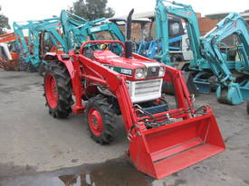 L2202 DT-M With Front End Loader - picture0' - Click to enlarge