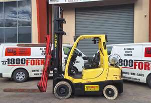 2012 Hyster H2.5FT Forklift 2 stage Mast with Rotator & Spreader attachment