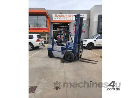 Komatsu 2.5T Forklift 