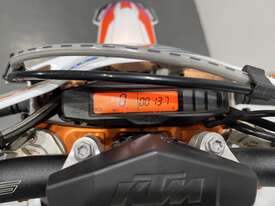 2021 KTM 250 EXC-F Petrol - picture1' - Click to enlarge