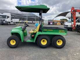 2004 John Deere Gator 6 x 4 Buggy - picture2' - Click to enlarge