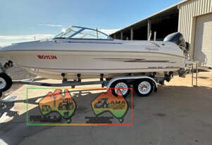 (6731) Hanes Signature 6.4 fiberglass runabout bowrider ski boat. (Griffith, NSW)