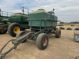 GYRAL 2 BIN AIR SEEDER CART - picture0' - Click to enlarge