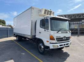 2007 Hino GD1J Refrigerated Pantech - picture0' - Click to enlarge