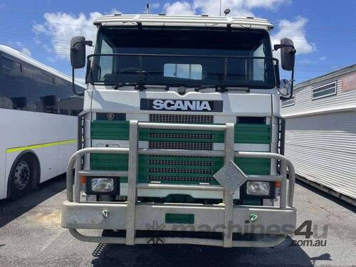 1990 Scania Beaver Tail Truck