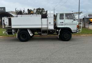 Truck Fire Truck Hino 1992 33000km 2000L SN1710